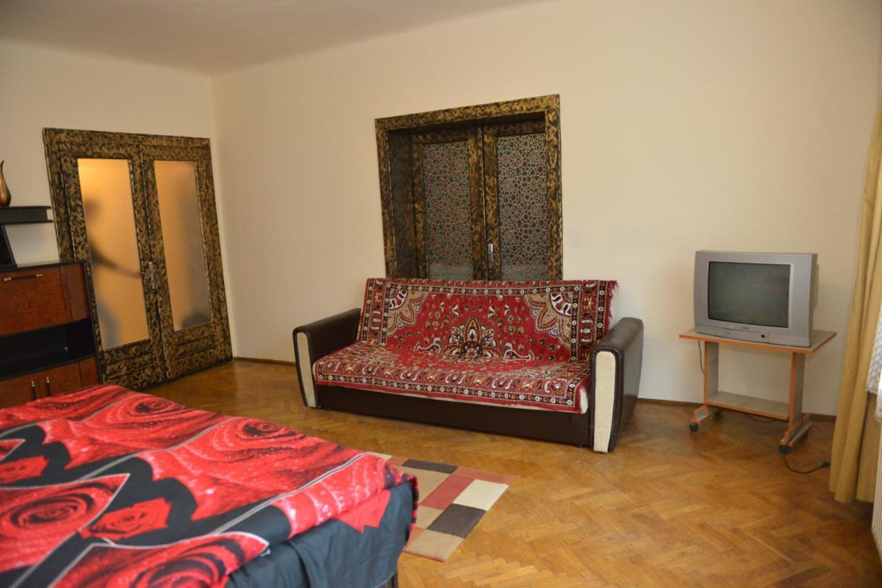 Apartament Oana Braşov Eksteriør bilde