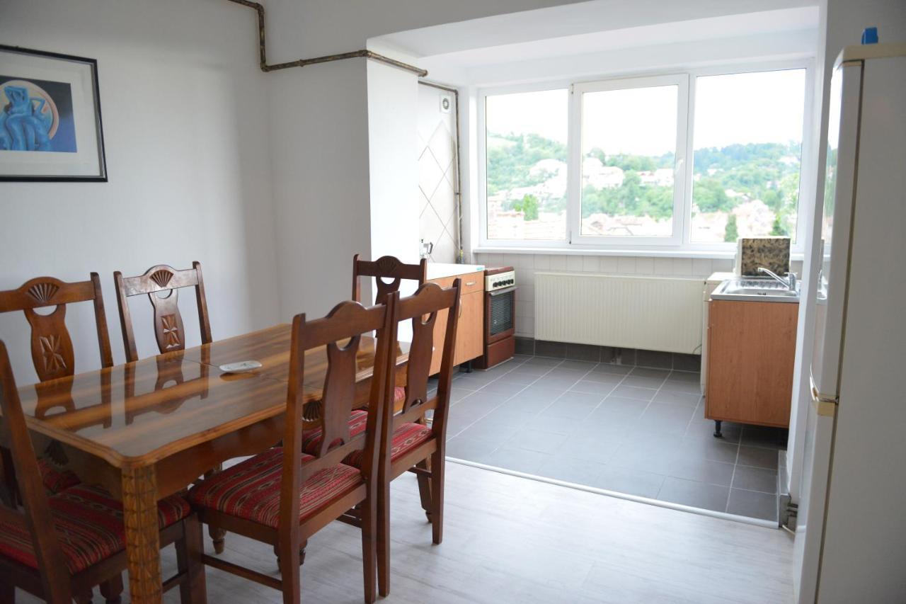 Apartament Oana Braşov Eksteriør bilde