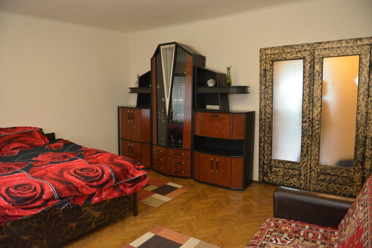 Apartament Oana Braşov Eksteriør bilde